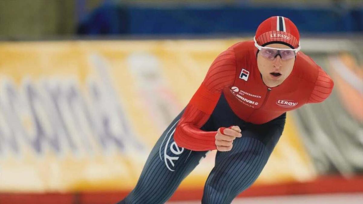 El patinador noruego Sander Eitrem