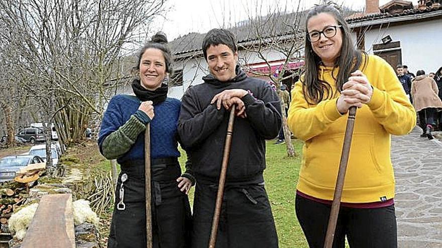 Garde, Torres e Indabere, en Larraldea.
