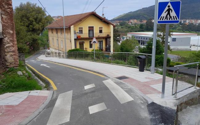 La obra de la acera ha supuesto una inversión de 158.000 euros / NTM La obra de la acera ha supuesto una inversión de 158.000 euros