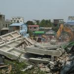 Edificios destruidos por el terremoto del viernes en Mandalay, Birmania.