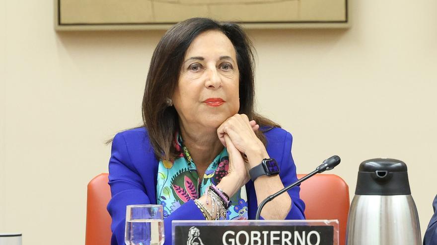 Robles defiende al CNI ante la crisis migratoria