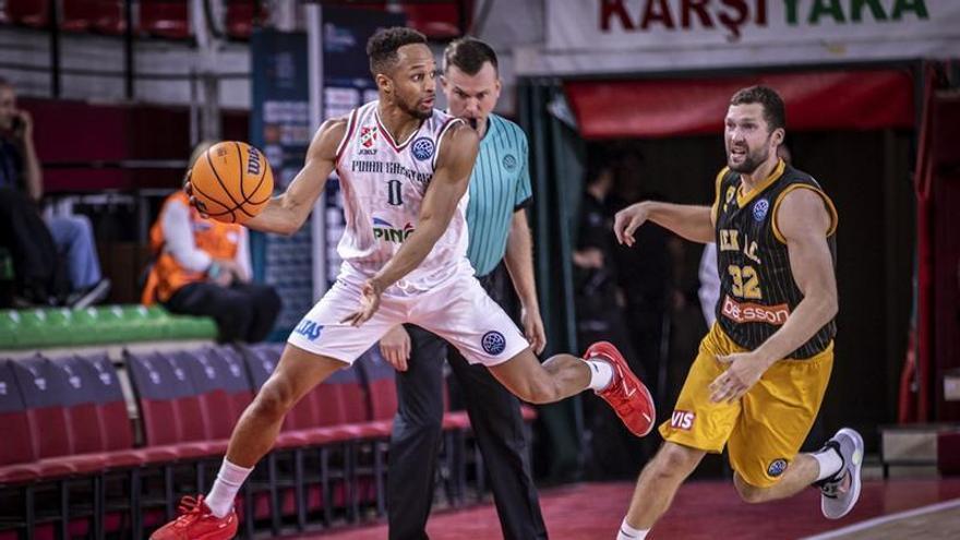 Jaylon Brown, en un partido con el Pinar Karsiyaka.