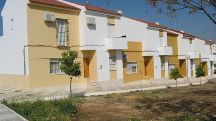 Esta experiencia lleva casi cinco décadas en pie. Una utopía comunista ideada por Juan Manuel Sánchez Gordillo, en una localidad con más de tres décadas de gobierno de izquierdas, que tiene una manera muy peculiar de gestionar la vivienda pública.