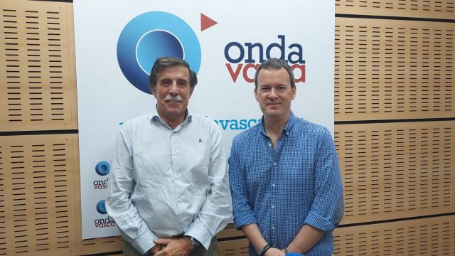 Miguel Erice, presidente de AIMBI, junto a Txema Gutiérrez
