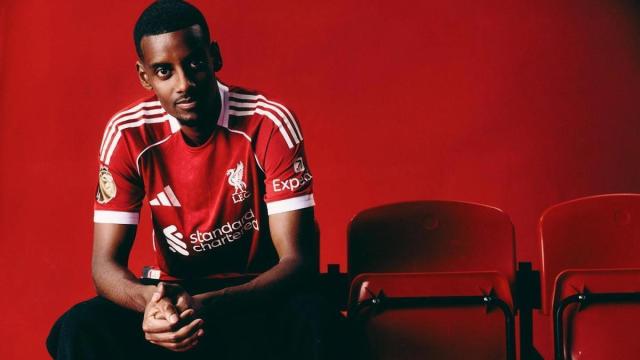 Alexander Isak, con la camiseta del Liverpool. LIVERPOOL