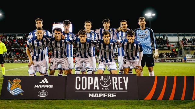 Alineación titular de la Real ayer en Reus. REAL SOCIEDAD