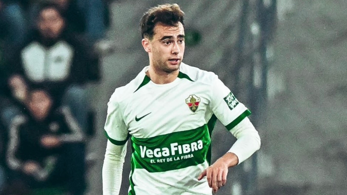 Álvaro Núñez durante un partido esta temporada. / ELCHE CF