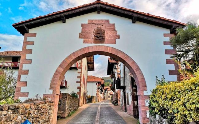 Amaiur, localidad navarra que hoy se hermana con la guipuzcoana Hondarribia / HONDARRIBIKO UDALA