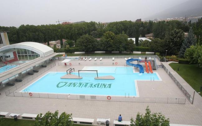 Instalaciones de las piscinas de Anaitasuna. Patxi Cascante Instalaciones de las piscinas de Anaitasuna. Patxi Cascante