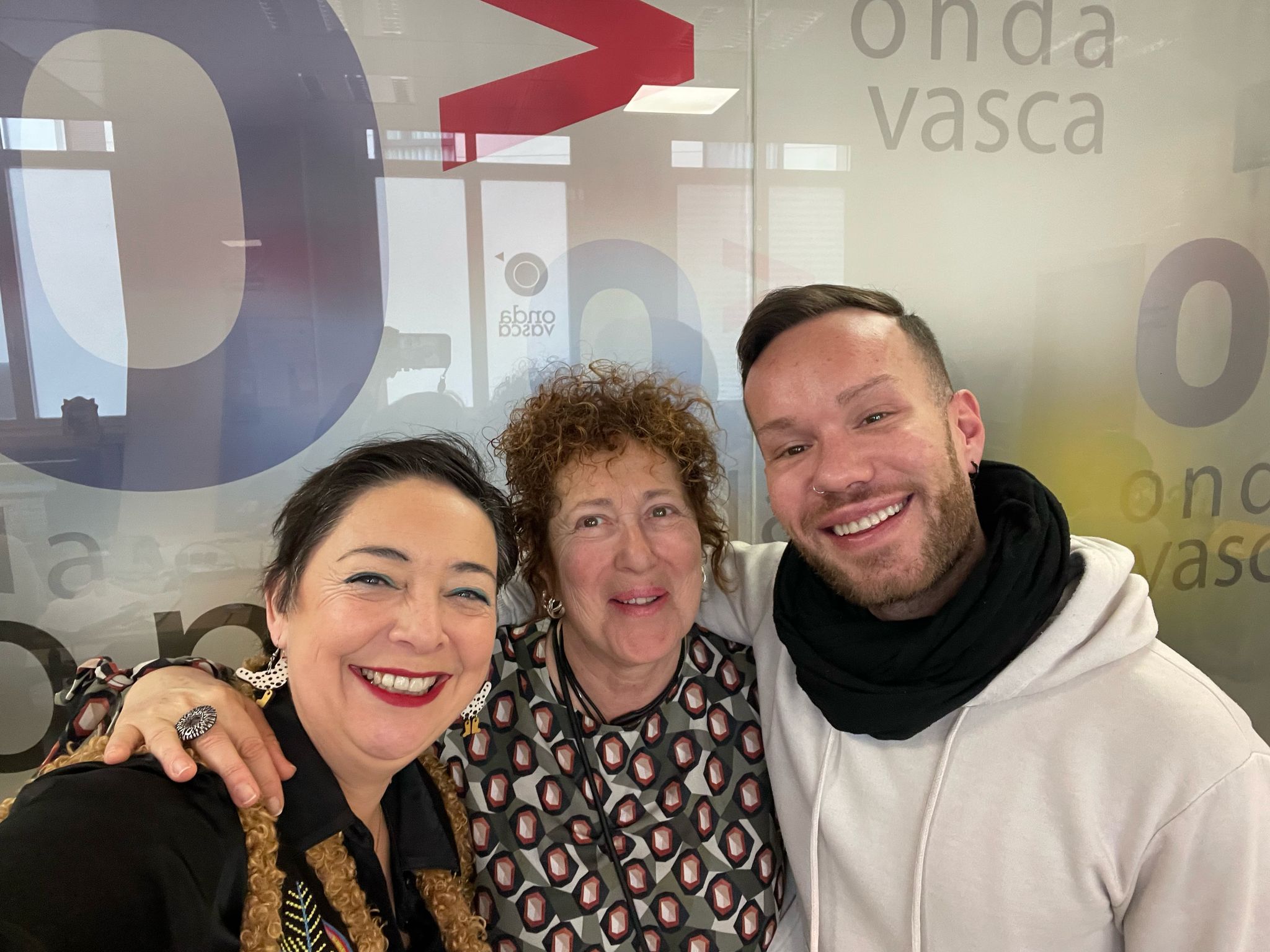 Anakoz, transformista bilbaíno