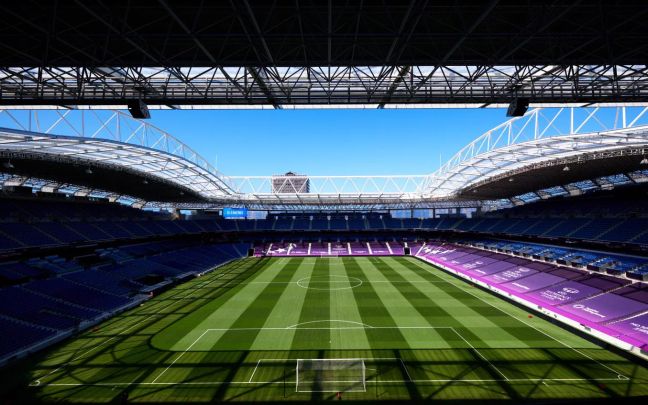 Anoeta con las gradas cubiertas por las lonas de la Women's UEFA Champions League Anoeta con las gradas cubiertas por las lonas de la Women's UEFA Champions League