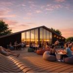 El proyecto adjudicatario, de la UTE Fangaloka, combina oferta hostelera, terraza-mirador y una programación estable de actividades deportivas, culturales y familiares.