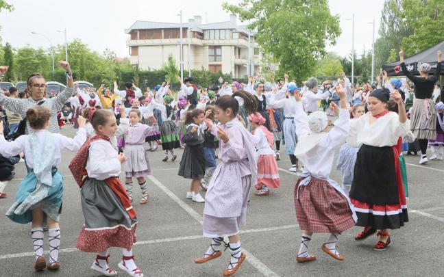 En imágenes: El Araba Euskaraz toma Vitoria. NOTICIAS DE ALAVA