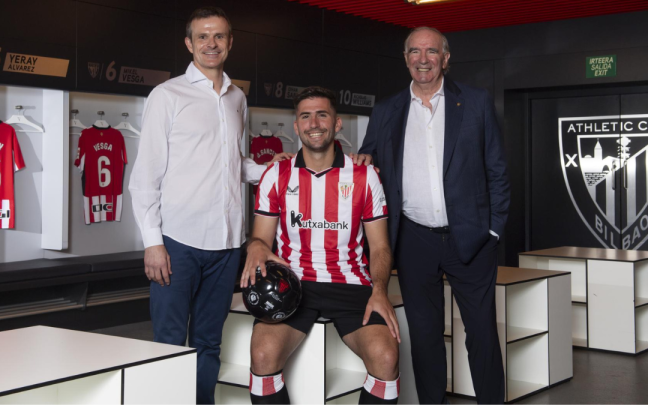 Jesús Areso en imagen junto a Jon Uriarte y José Ángel Iribar. Foto: Athletic Club