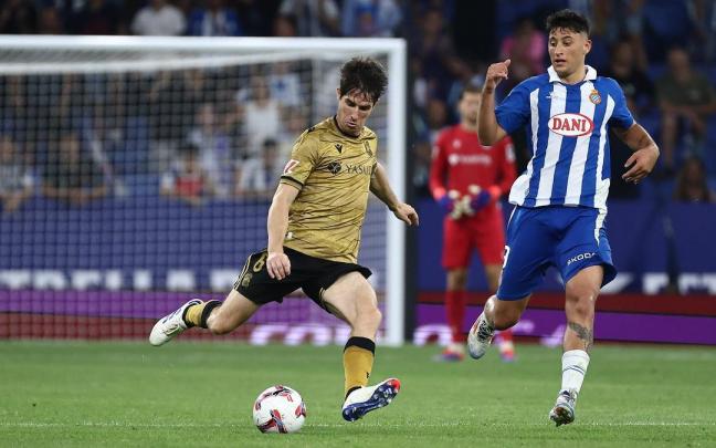 Aritz podría ser titular este sábado contra el Alavés. REAL SOCIEDAD