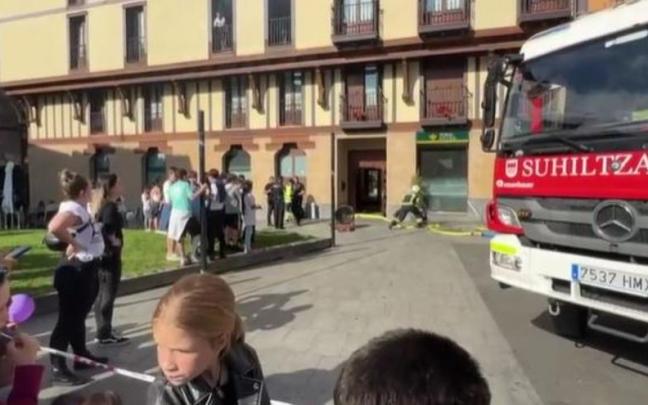 Imagen del incendio en Arrasate / GOIENA