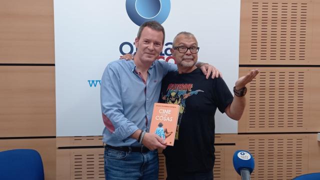 Arturo González Campos con Txema Gutiérrez en los estudios de ONDA VASCA