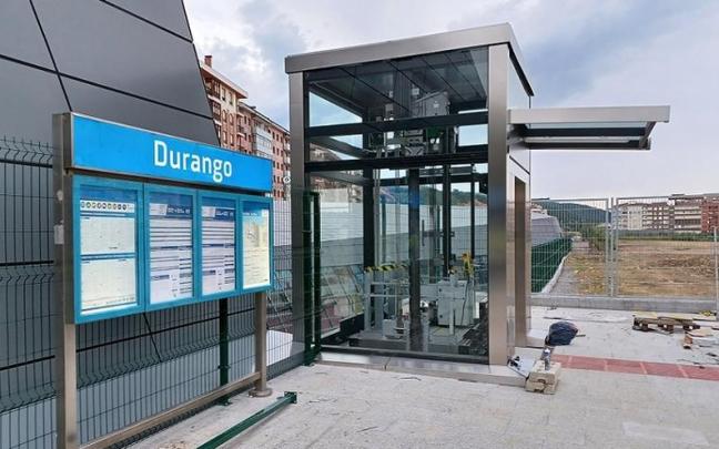El nuevo ascensor de la estación de tren de Durango se inaugura hoy miércoles