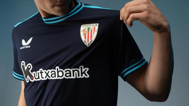 Segunda equipación del Athletic para la temporada 2025/2026 / Athletic Club Segunda equipación del Athletic para la temporada 2025/2026 / Athletic Club