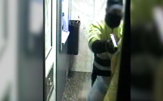 Detención in fraganti de la banda momentos antes de atracar una sucursal bancaria GUARDIA CIVIL