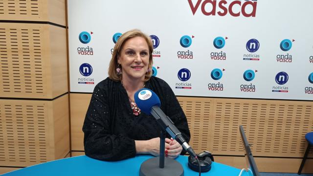 Itxaso Atutxa en los estudios de ONDA VASCA