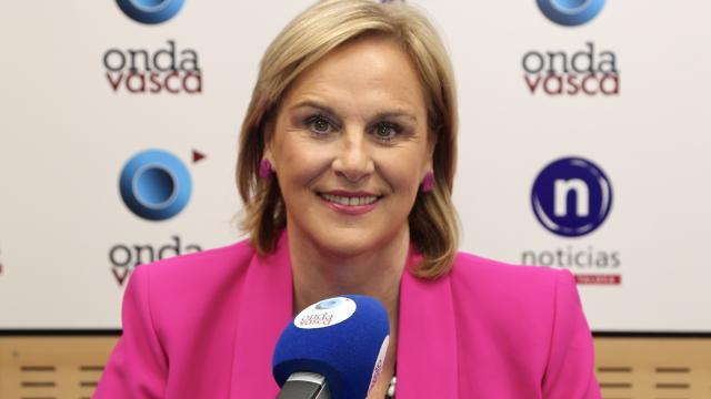 Itxaso Atutxa en los estudios de ONDA VASCA