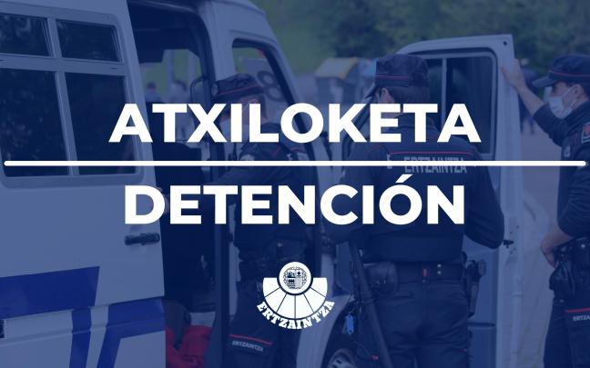 os arrestados fueron sorprendidos cargando el material en el interior de una furgoneta