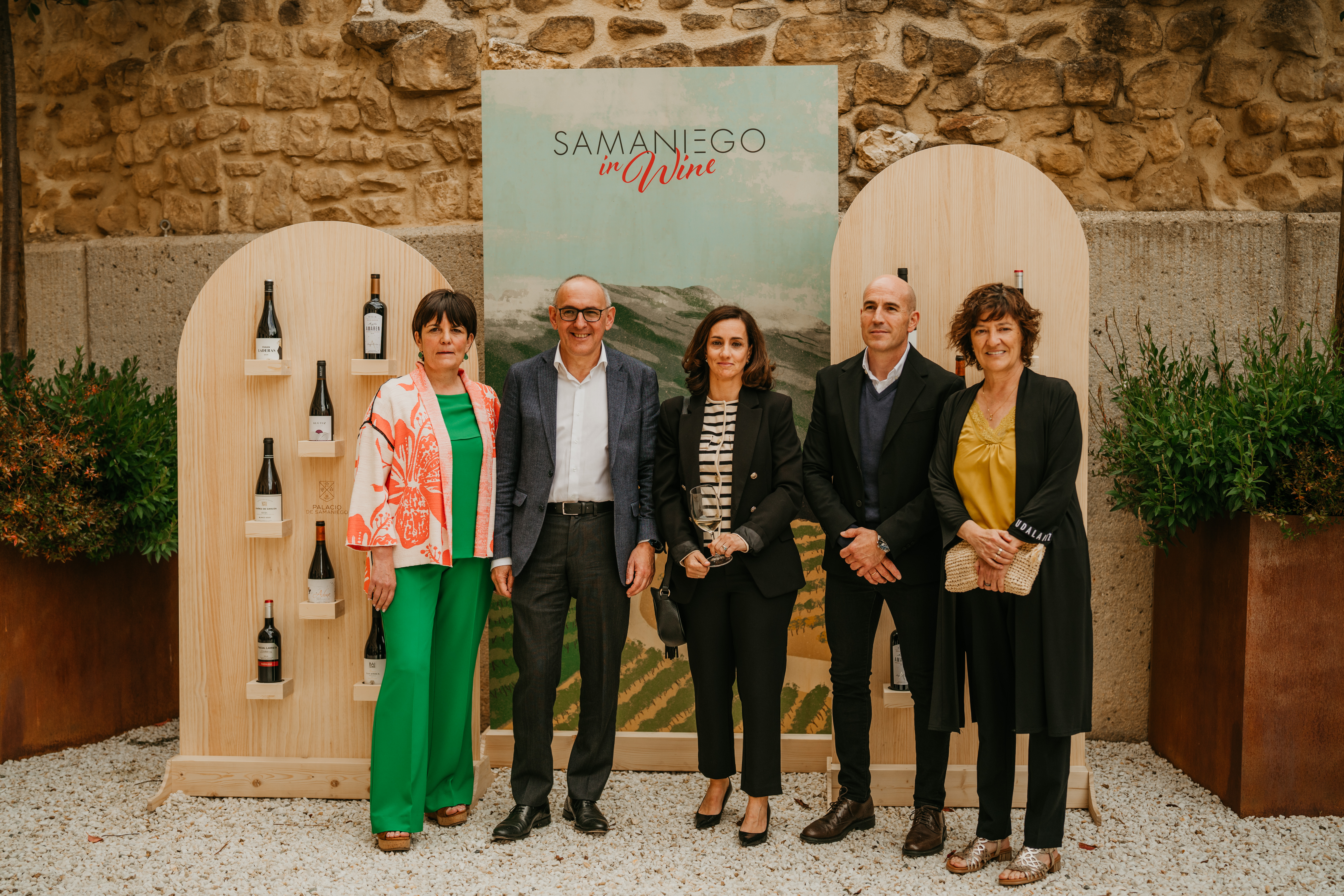 Autoridades con familia Fernando Remirez Ganuza