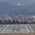 Imagen de archivo de un avión aterrizando en las pistas de Loiu | Borja Guerrero, Deia