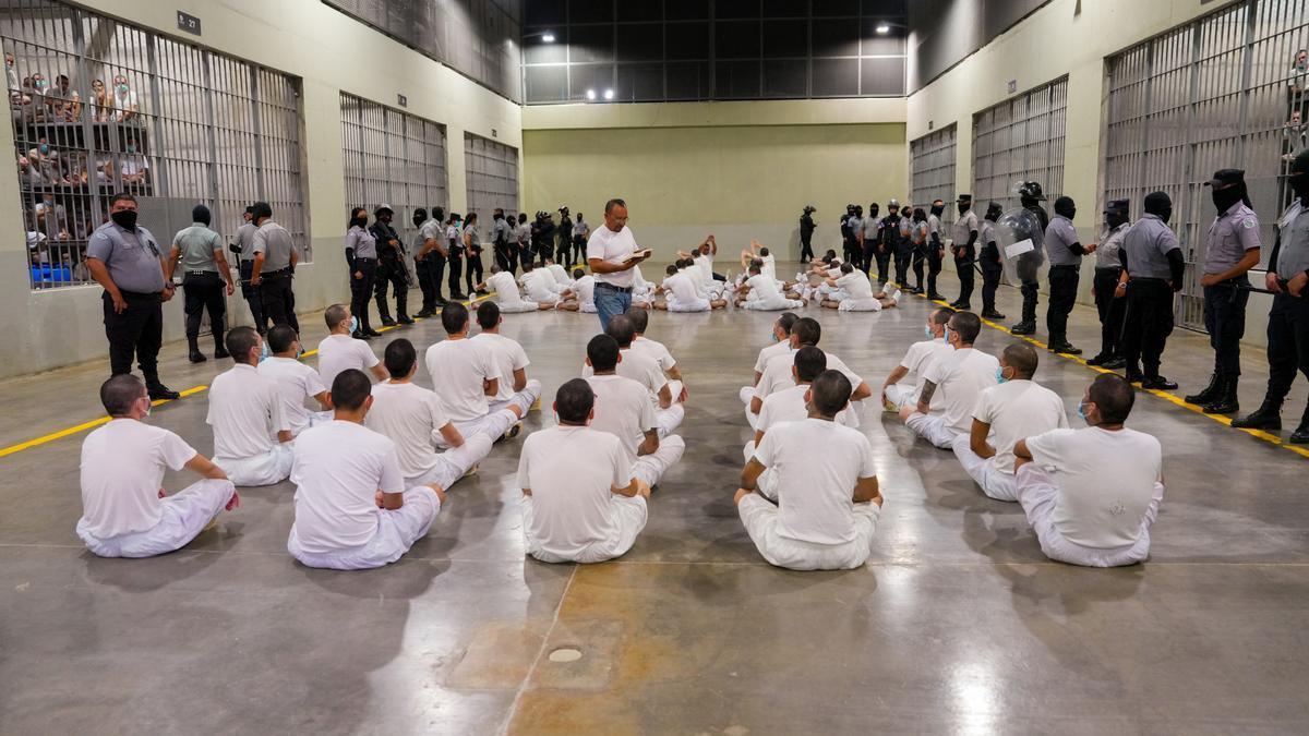 Cárcel en El Salvador.