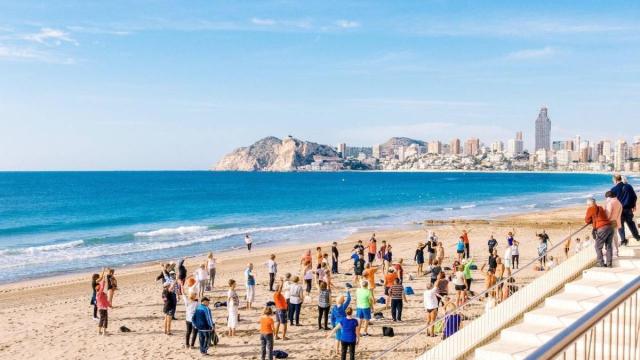 cómo funciona la lista de espera para conseguir una de las salidas del programa?