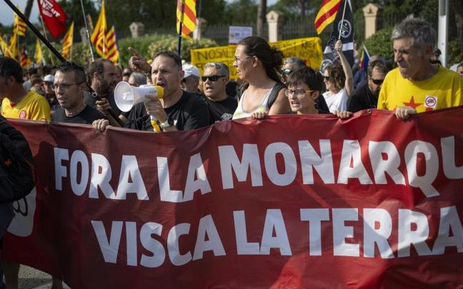 Una concentración contra la monarquía en Girona. Una concentración contra la monarquía en Girona.