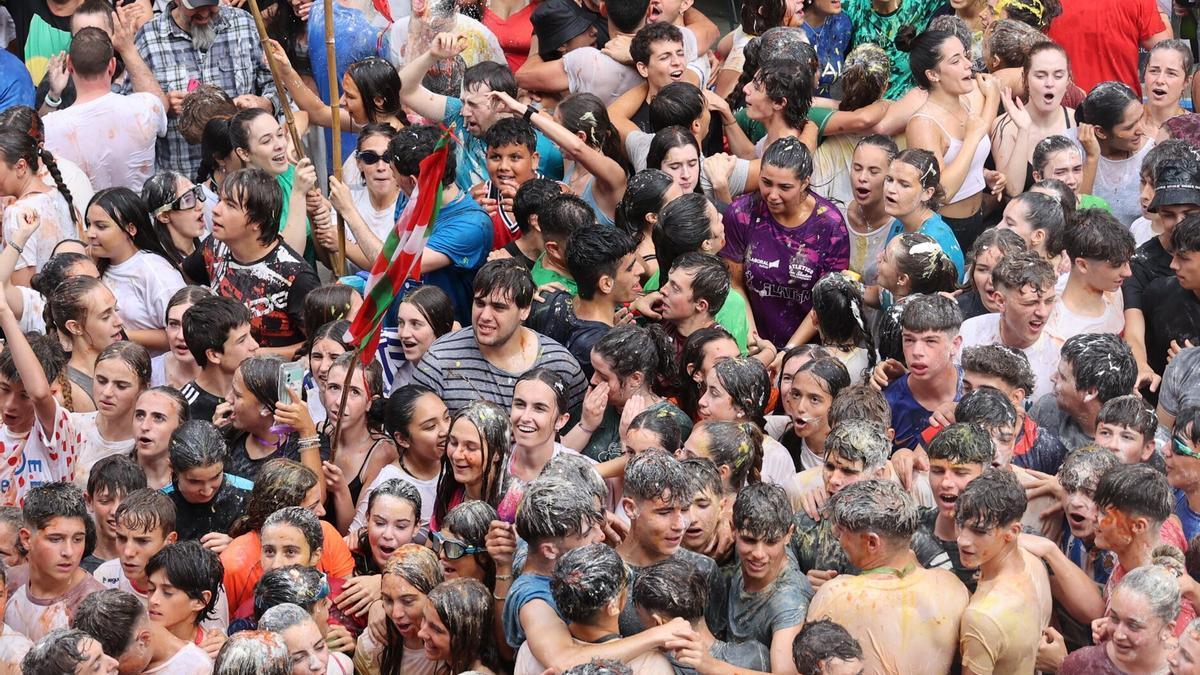 Txupinazo de las fiestas de Madalenas en Errenteria.