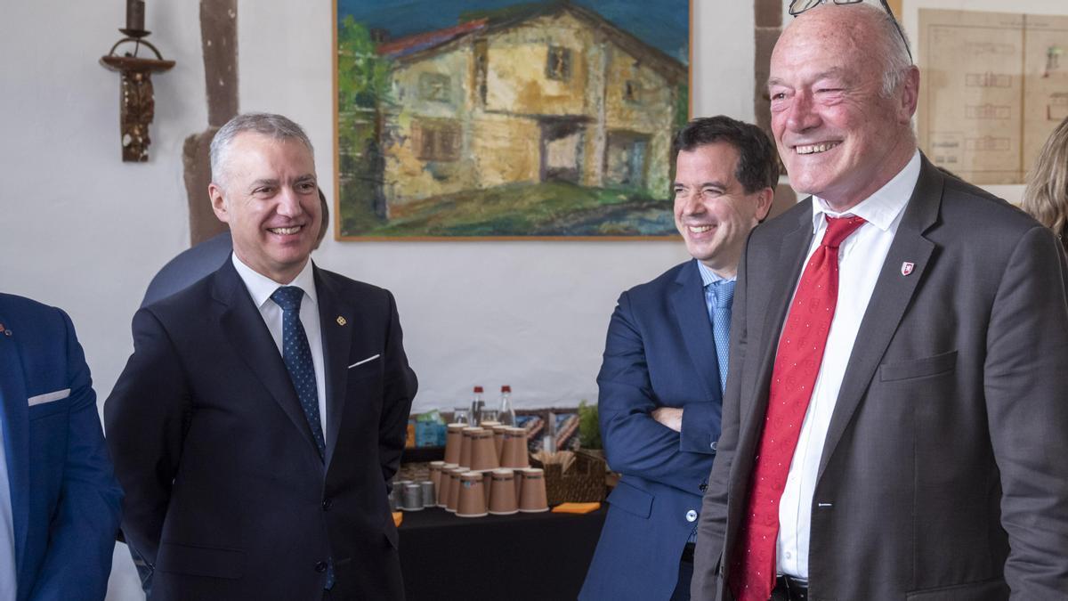 El lehendakari, Iñigo Urkullu, con el presidente de Nueva Aquitania, Alain Rousset