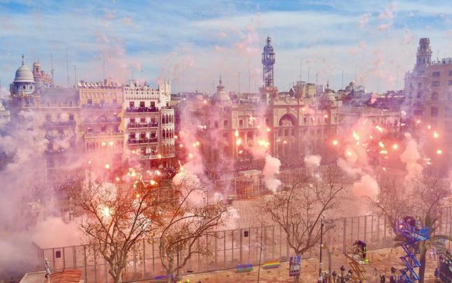 Mascletà de las Fallas.