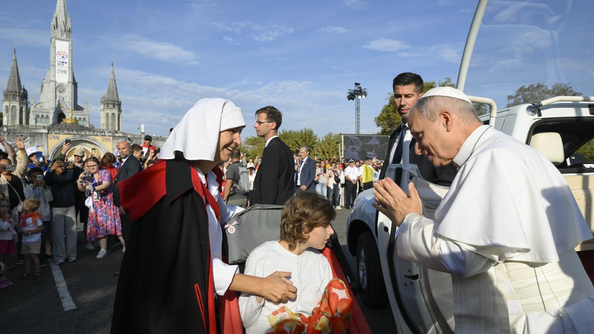 El Papa León XIV, durante su visita al santuario de Lourdes