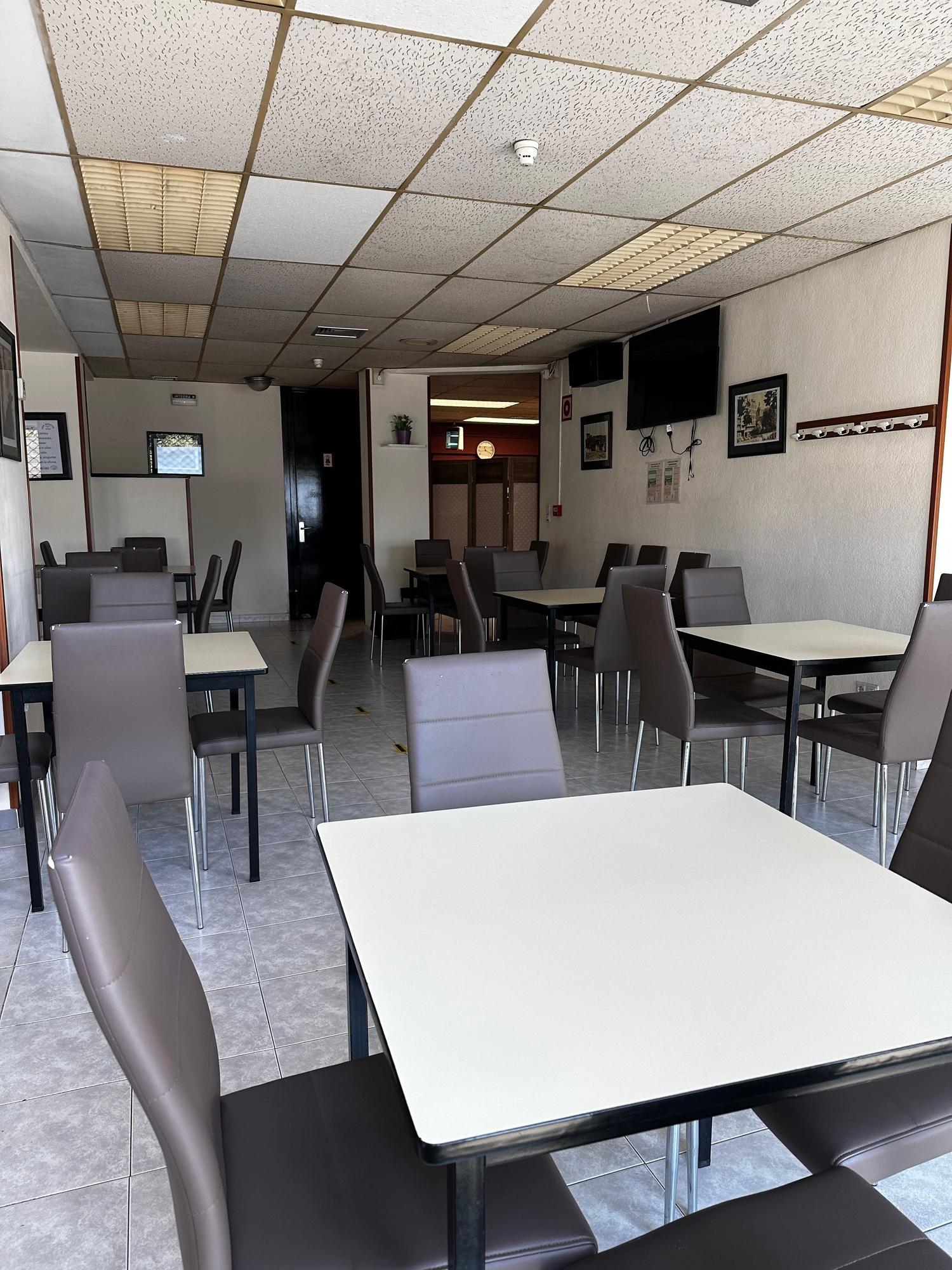 Interior del centro de mayores San Rokezar en Laudio