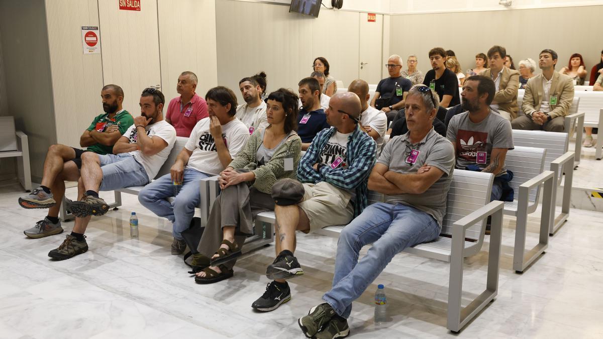 Juicio en la Audiencia Nacional a 16 acusados por enaltecimiento del terrorismo.