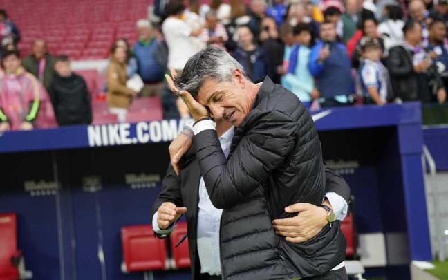 Jokin Aperribay celebra el pase a la Champions con un Imanol Alguacil muy emocionado. / REAL SOCIEDAD