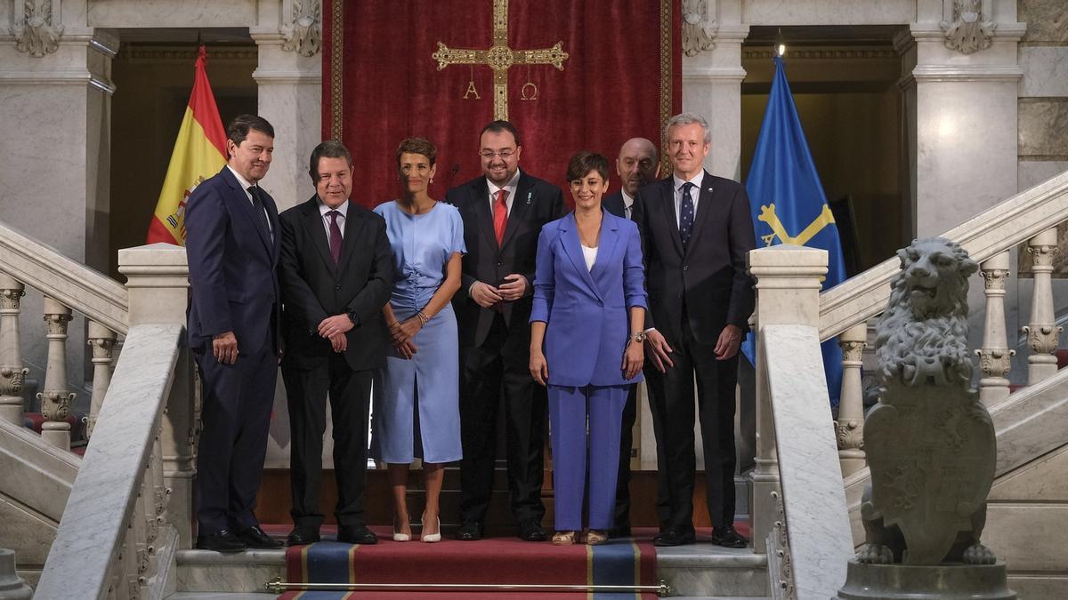 María Chivite asistió ayer a la toma de posesión del socialista Adrián Barbón como presidente del Principado de Asturias.