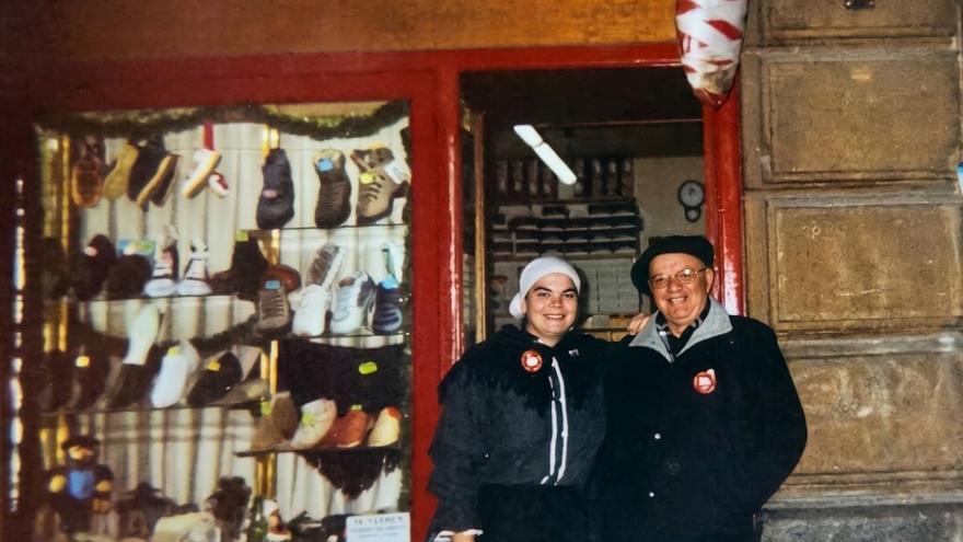 Ehun urte baino gehiagoko historiarekin, familia-denda honek bere esentziari eutsi dio lau belaunalditan zehar