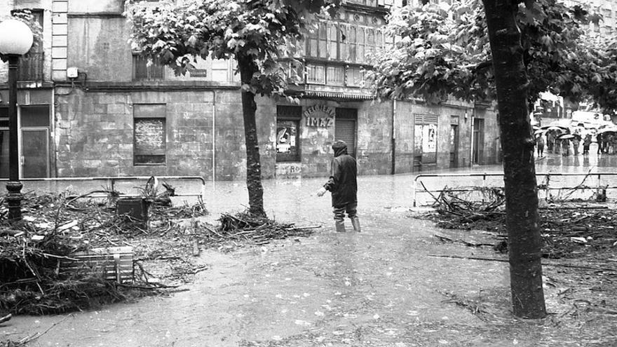 Kalebarren en la inundaciones de 1992.
