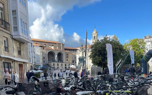 Gasteizek 30 bizikleta elektriko gehiago eta zortzi estazio berri izango ditu mailegu sistema berrian.