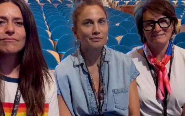 Itziar Ituño, Toni Acosta y Silvia Abril en los ensayos del Zinemaldia