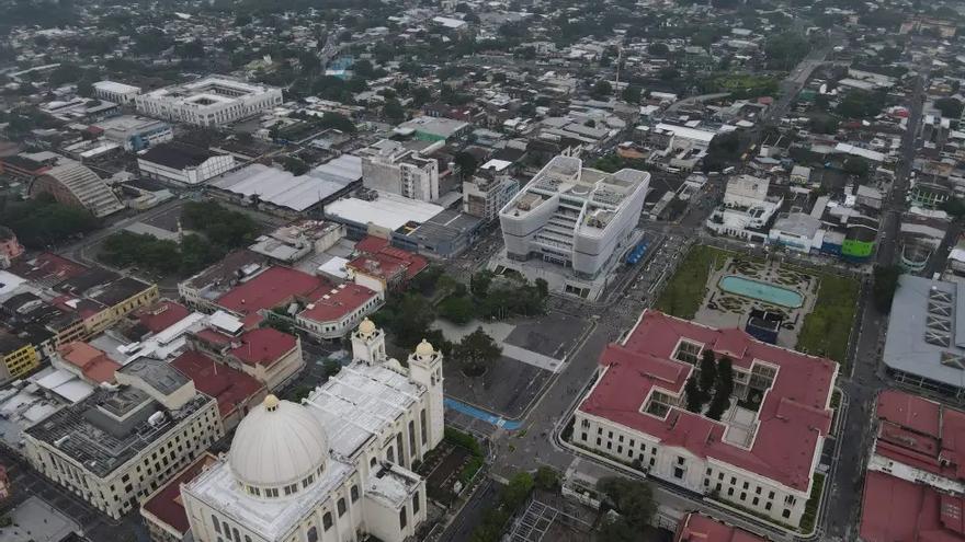 Vista aérea de la capital salvadoreña