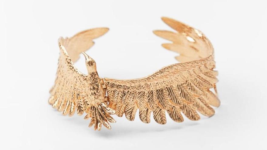 Choker con el Ave Fénix en relieve.