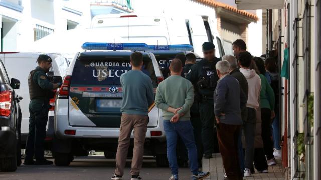 Agentes de la Guardia Civil, en el lugar de los hechos.