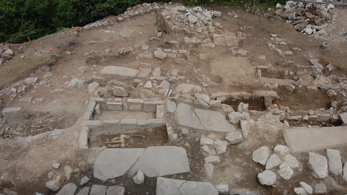 Restos del castillo de Ereñozar