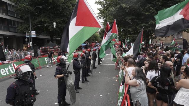 La Ertzaintza toma la meta ante la previsión de incidentes.