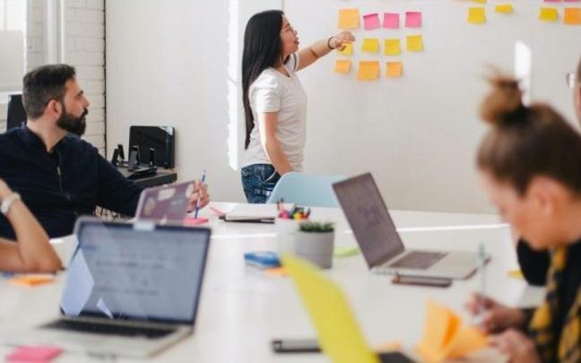 El Programa de Empleo 3R está dirigido a las personas que actualmente se encuentran desempleadas